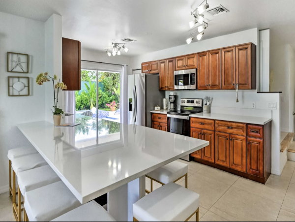Posh New Naples Vacation Home Wonderful Interior & Pool  Oasis