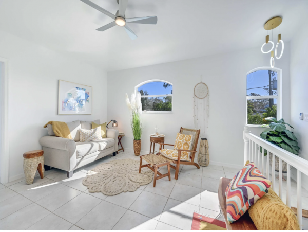 Posh New Naples Vacation Home Wonderful Interior & Pool  Oasis
