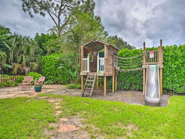Naples Vacation Home Three Bedroom
