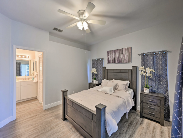 Perfect Coastal Retreat with 3 Bedrooms in Naples