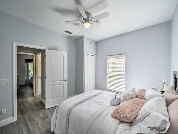 Perfect Coastal Retreat with 3 Bedrooms in Naples