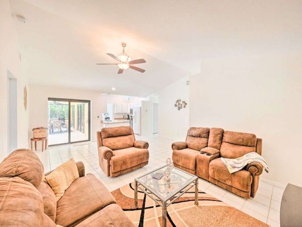 Naples Vacation Getaway with 5 Bedrooms & Private Pool