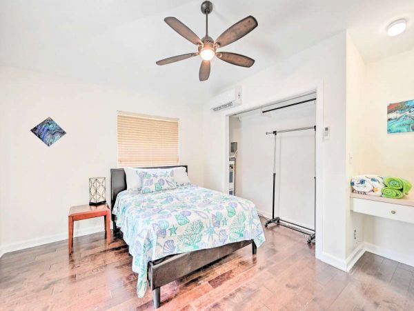 Naples Vacation Getaway with 5 Bedrooms & Private Pool