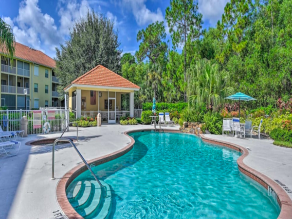 2 Bedroom Condo in Naples