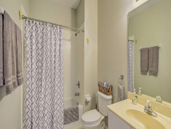 2 Bedroom Condo in Naples