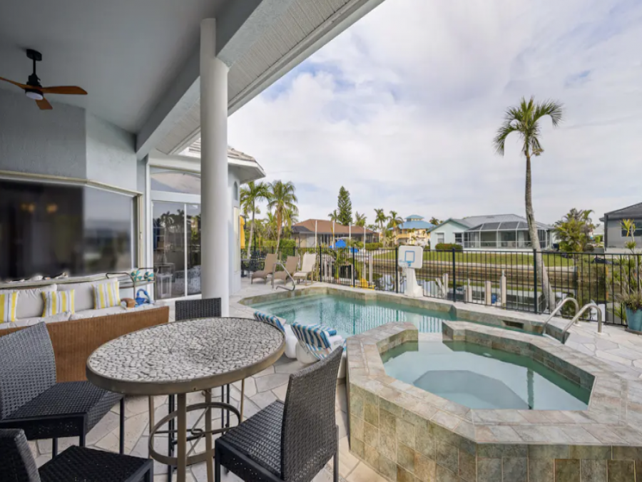 Marco Island Beautiful 3 Bedroom Home with Pool & Canal View