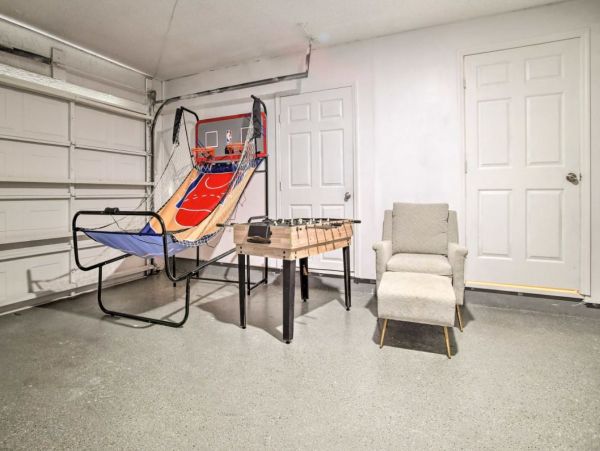 Lovely Lauderhill 3 Bedroom Vacation Home Sleeps 6 Guests