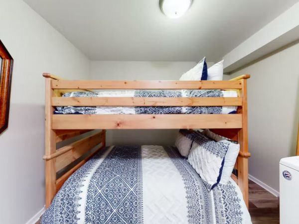 Charming Vacation Condo in Avon Sleeps 8