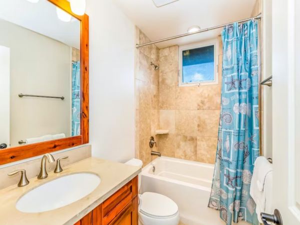 Koloa Three Bedroom Mountain View Rental Condo