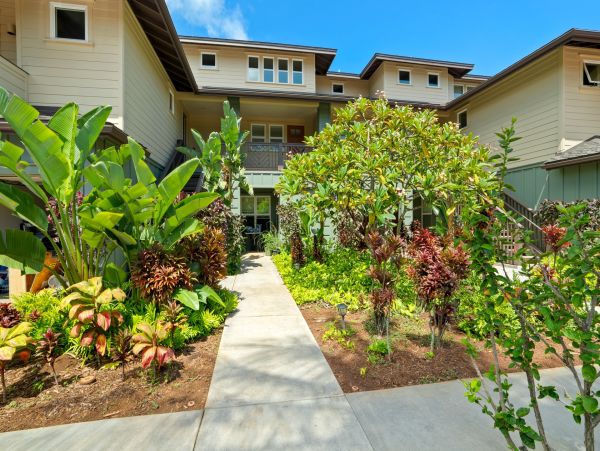Poipu Vacation Rental with Mountain Views & Resort Amenities