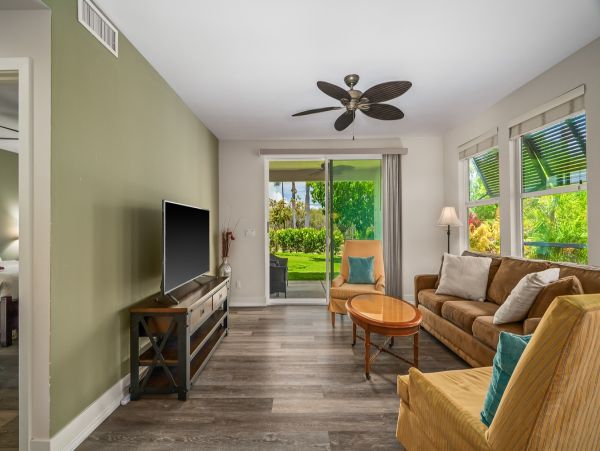 Poipu Luxury Vacation Rental Ground-Floor Kauai Vacation Villa with Resort Amenities