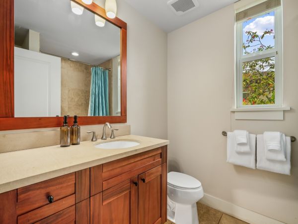 Poipu Luxury Vacation Rental Ground-Floor Kauai Vacation Villa with Resort Amenities
