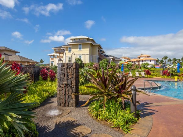 Poipu Luxury Vacation Rental Ground-Floor Kauai Vacation Villa with Resort Amenities