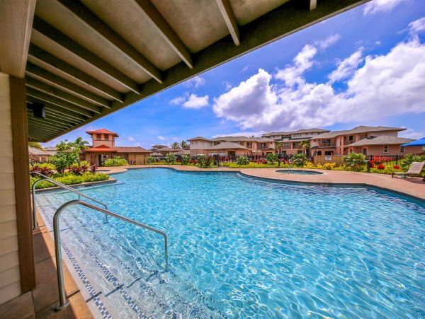Poipu Luxury Vacation Rental Ground-Floor Kauai Vacation Villa with Resort Amenities