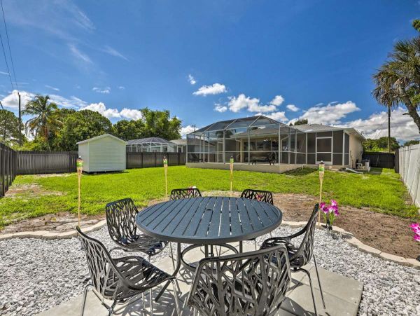 Charming 3 Bedroom Vacation Home Private Pool Fort Myers