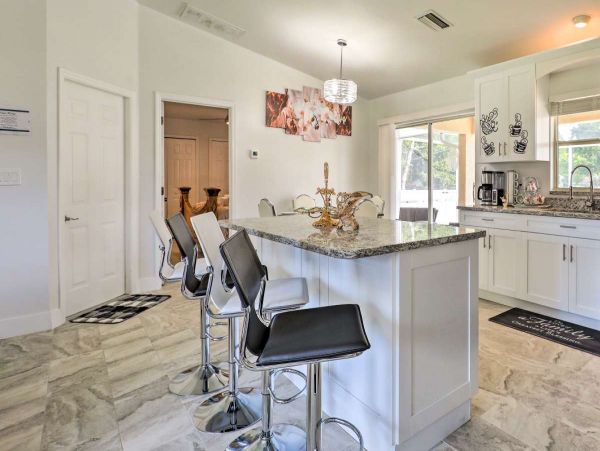 Charming 3 Bedroom Vacation Home Private Pool Fort Myers