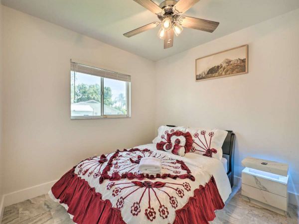 Charming 3 Bedroom Vacation Home Private Pool Fort Myers