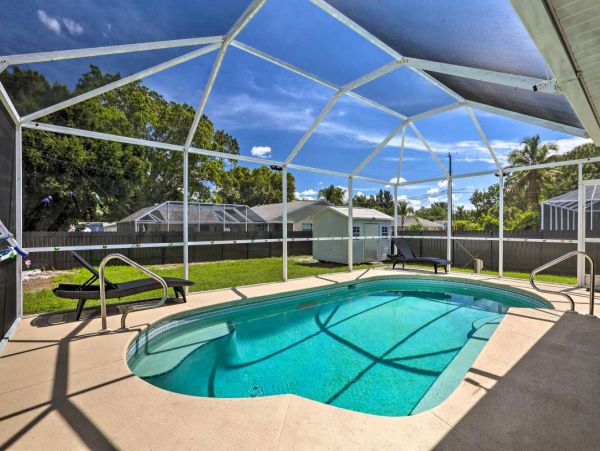 Charming 3 Bedroom Vacation Home Private Pool Fort Myers