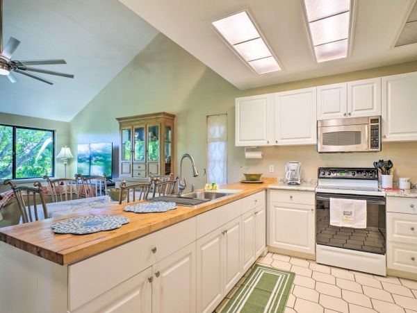 North Fort Myers Vacation Rental with 4 Bedroom & Canal Views