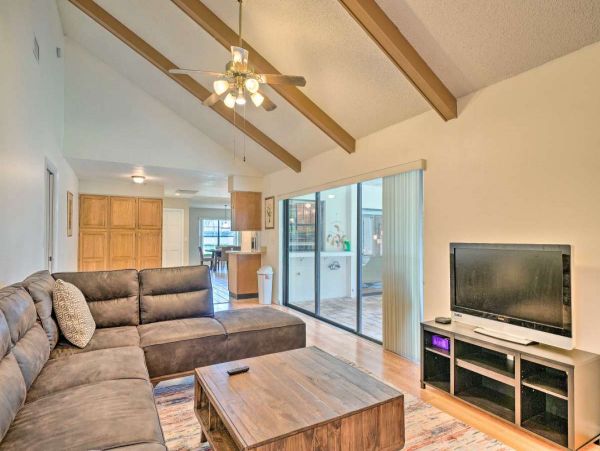 Fort Myers Vacation Home with Private Pool Sleeps 6