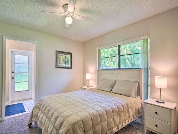 Fort Myers Vacation Home with Private Pool Sleeps 6