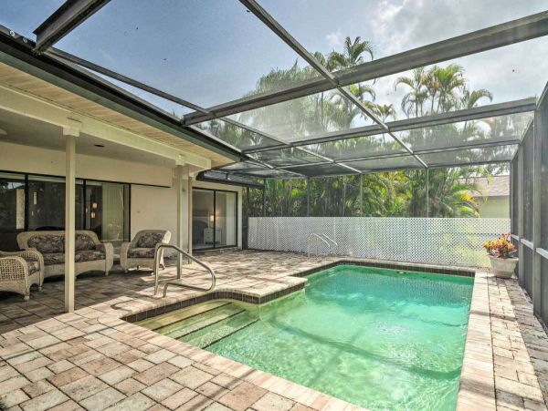 Fort Myers Vacation Home with Private Pool Sleeps 6
