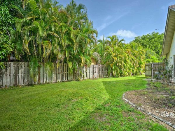 Fort Myers Vacation Home with Private Pool Sleeps 6