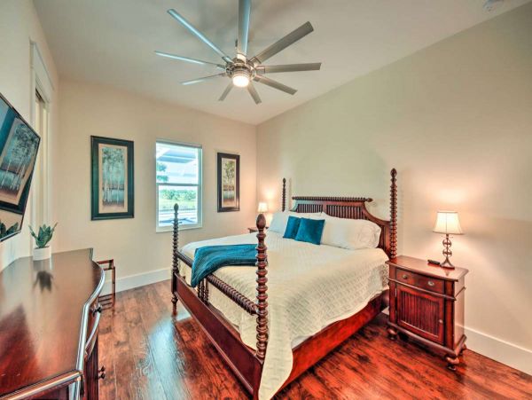 Fort Myers Home 1032794