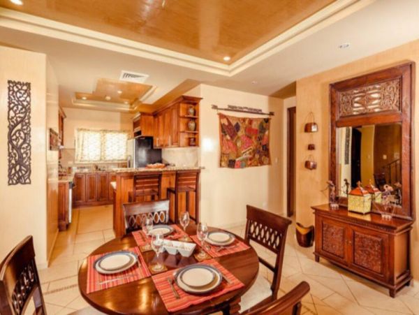 Luxury Penthouse with 3 Bedrooms & Ocean View