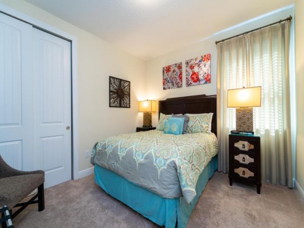 Beautiful 6 Bedroom Home with Game Room