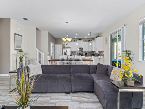 Gorgeous 6 Bedroom Home with Private & Communal Pools