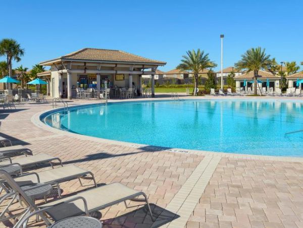 Gorgeous 6 Bedroom Home with Private & Communal Pools