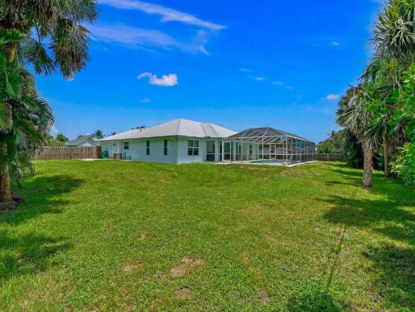 Fort Pierce Vacation Rental: Heated Pool, Near Quiet Beach