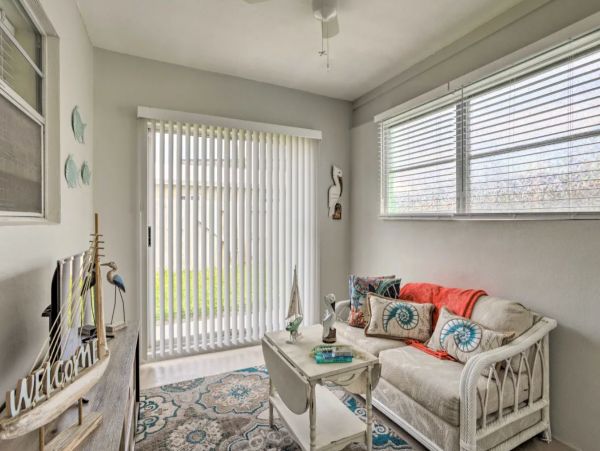 Charming 2 Bedroom Vacation Home in Jensen Beach Close to Beach