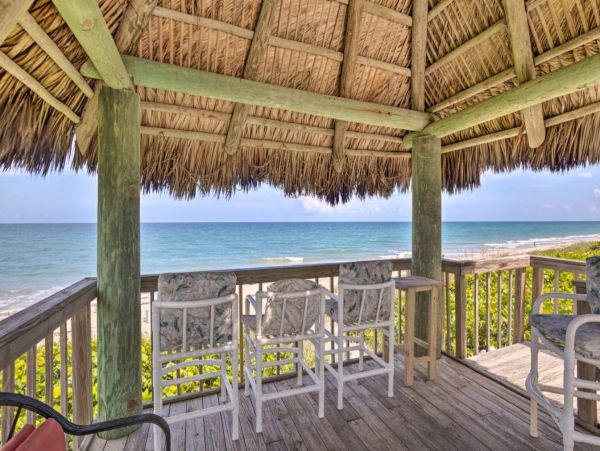 Charming 2 Bedroom Vacation Home in Jensen Beach Close to Beach