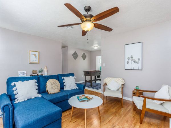 Beautiful Three Bedroom Vacation Home in Sarasota with Private Pool