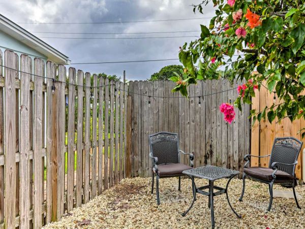 Peaceful Studio in Stuart Sleeps 2 Guests