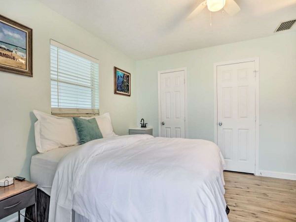 Peaceful Studio in Stuart Sleeps 2 Guests