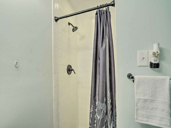 Peaceful Studio in Stuart Sleeps 2 Guests