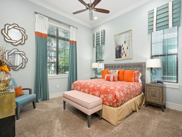 Luxury 9 Bedroom Pool Home with Movie Room