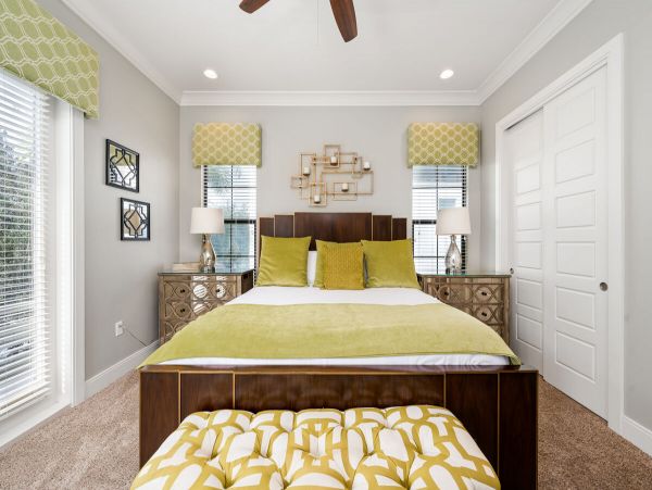 Luxury 9 Bedroom Pool Home with Movie Room