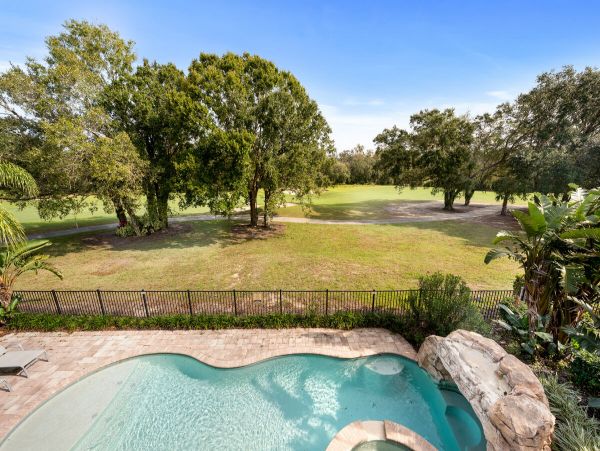 Luxury 9 Bedroom Pool Home with Movie Room
