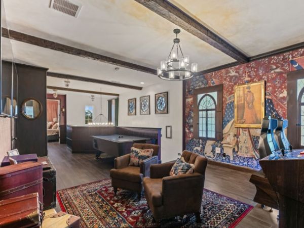 Exquisite 6-Bedroom Vacation Pool Home In Reunion - Lots of Family Fun!