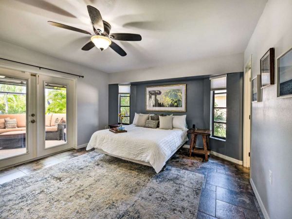 Canal Front Pool Home with 3 Bedrooms in Port Charlotte