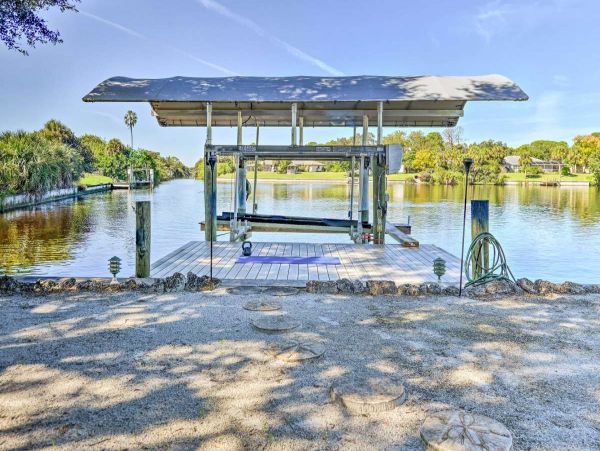 Canal Front Pool Home with 3 Bedrooms in Port Charlotte