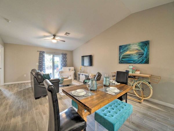 Two Bedroom Vacation Rental Villa in Port Charlotte