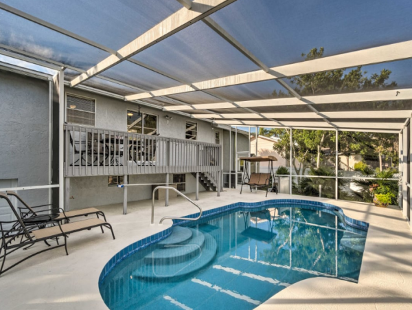 Englewood 4 Bedroom Bayfront Home