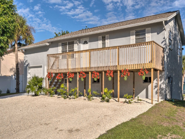 Englewood 4 Bedroom Bayfront Home