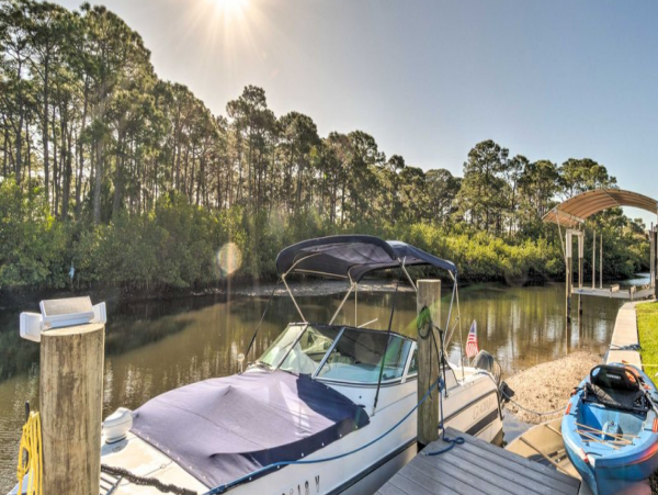 Englewood Beach Relaxing Vacation Home with Private Pool & Dock