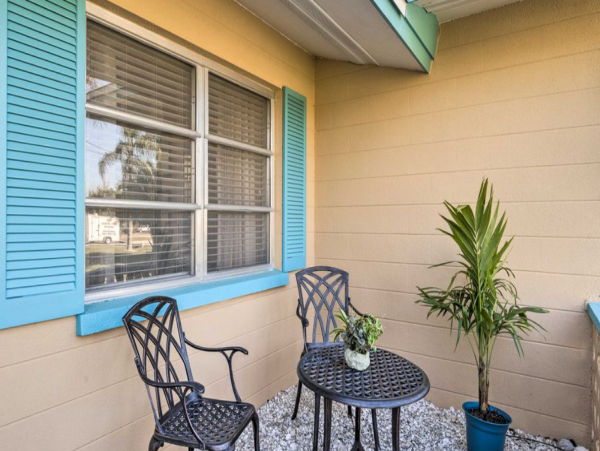 Englewood Beach Relaxing Vacation Home with Private Pool & Dock